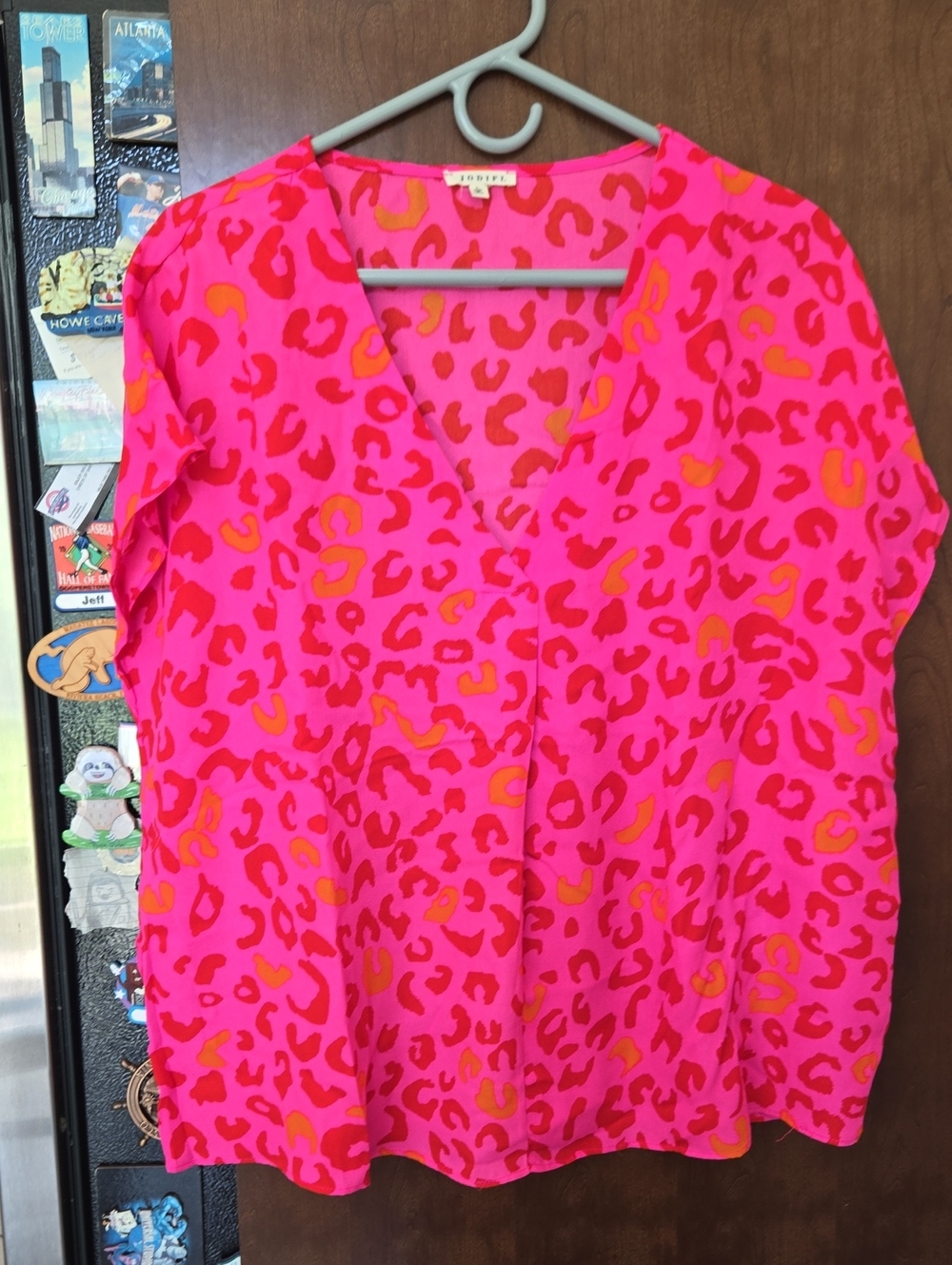 JODIFL Hot Pink and Orange Leopard Print V-Neck Blouse